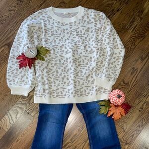 Jodiful Cream/Tan cheetah print sweater 💓 Plus Size….NWT